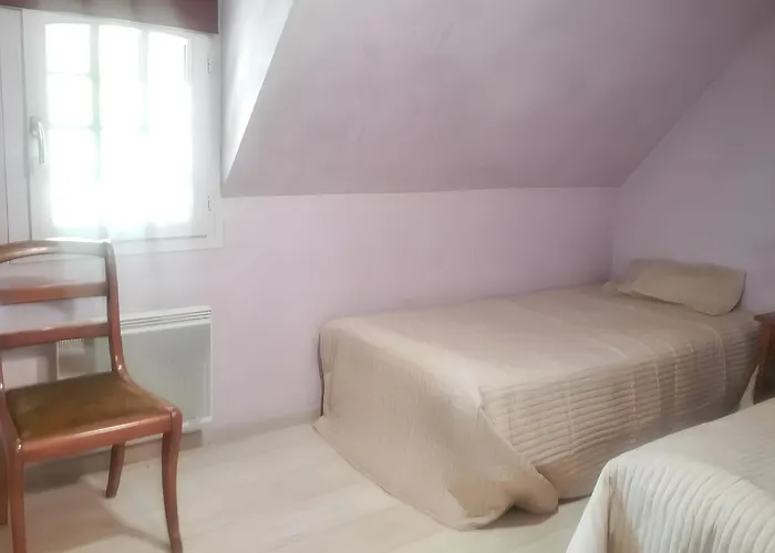 Prázdninový dům Maison Familiale Avec Jardin A Clarbec, 120 M², Jeux Pour Enfants *